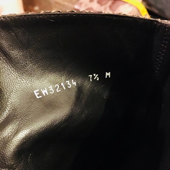 STUART WEITZMAN GOLIATH BOOT 7.5 NWOT - Picture 6 of 8